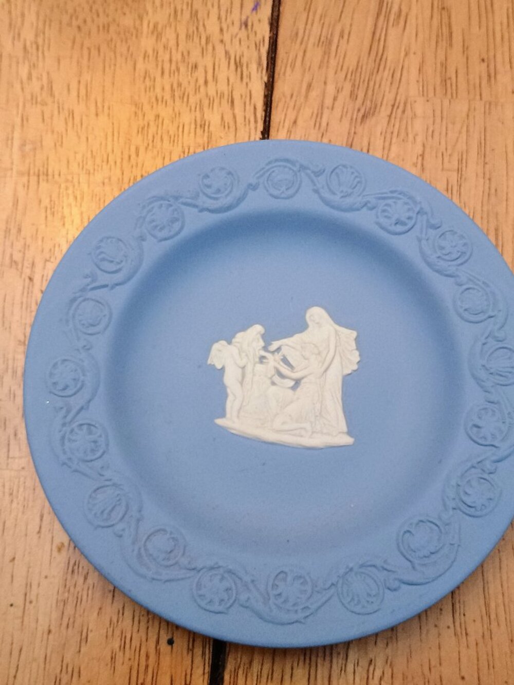 vintage Wedgwood Jasperware pin or trinket dish